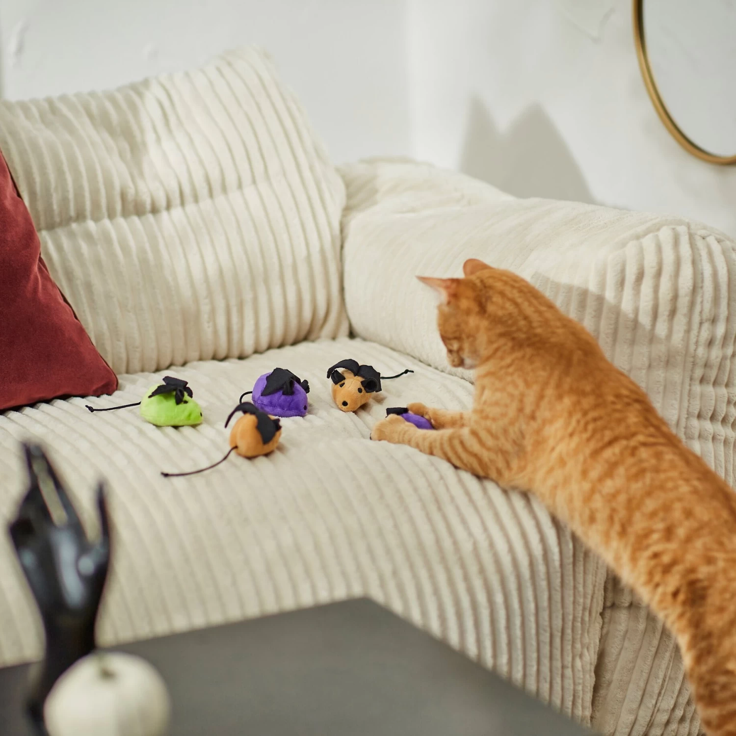 Frisco Halloween Bat Mice Plush Cat Toy With Catnip 3 Frisco Halloween Bat Mice Plush Cat Toy With Catnip - Image 3